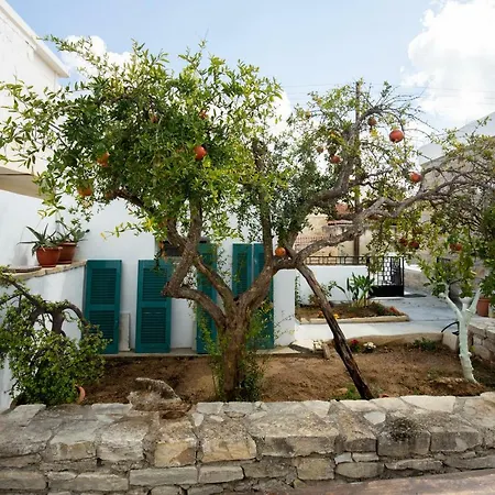 Nyaraló Iliopetra *
