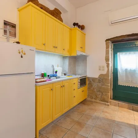 Nyaraló Iliopetra *